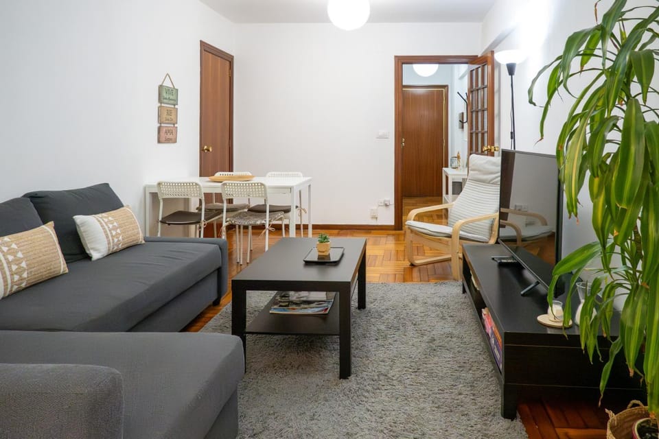 TV and multimedia, Living room, Dining area