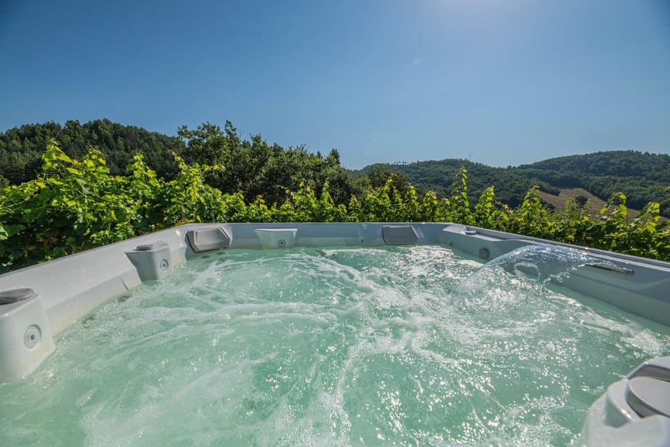 Ca' Gulino - Urbino - Villa con Minipiscina in Borgo Antico Villa in Marche