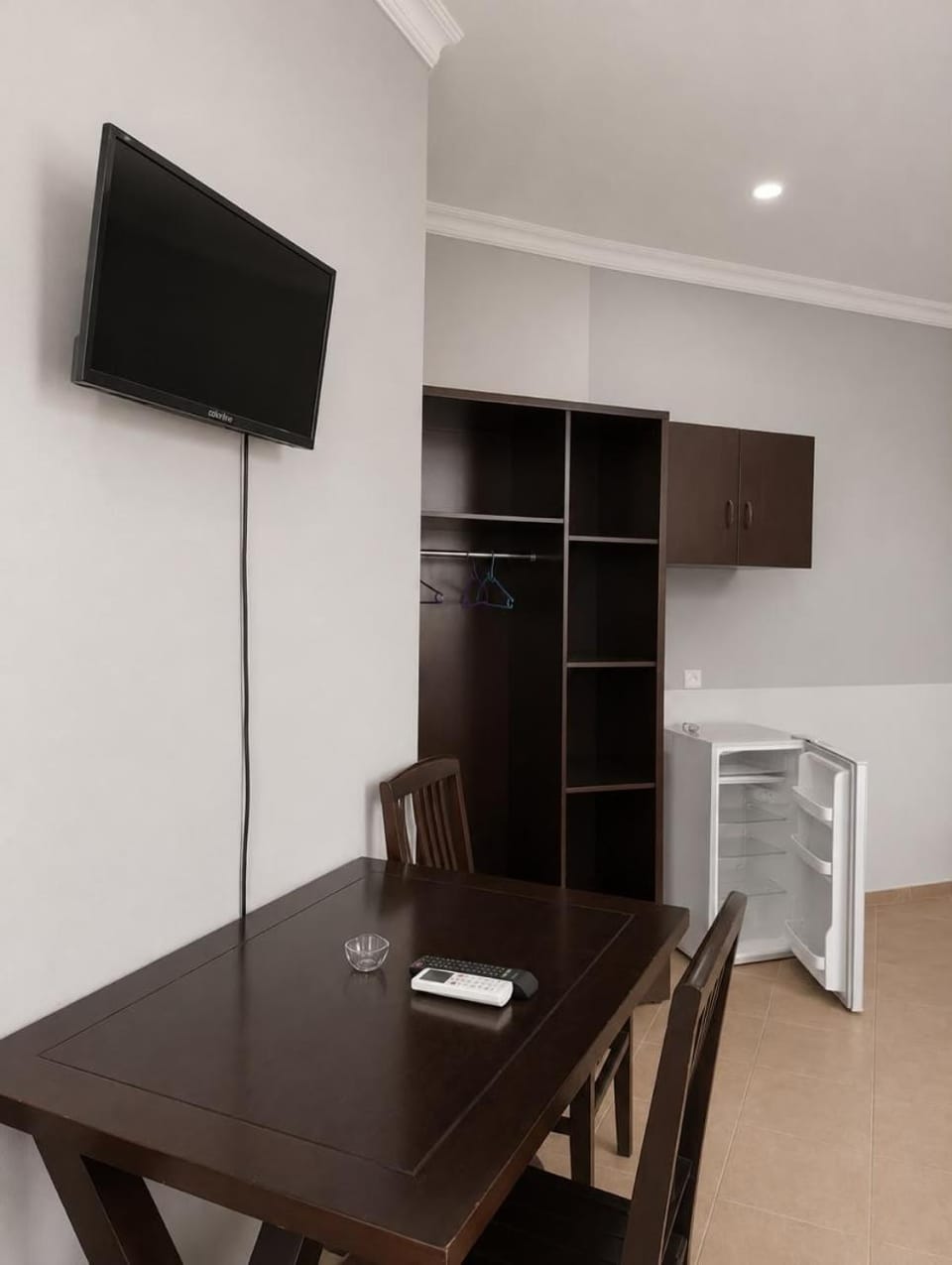 Communal lounge/ TV room, TV and multimedia, Kitchen or kitchenette, Dining area, Evening entertainment, hair dresser