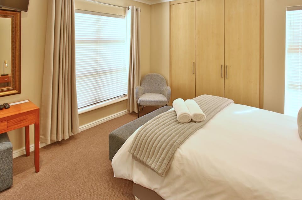 Bed, Photo of the whole room, Bedroom, hair dresser, towels, wardrobe