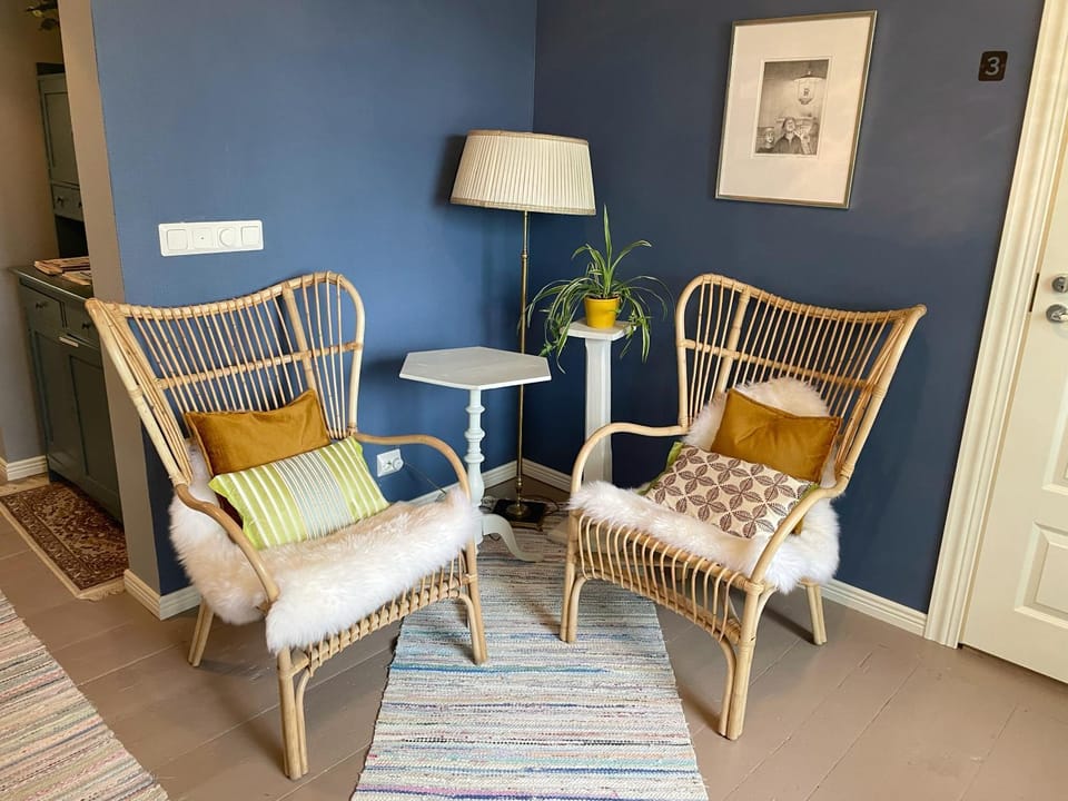 Seating area