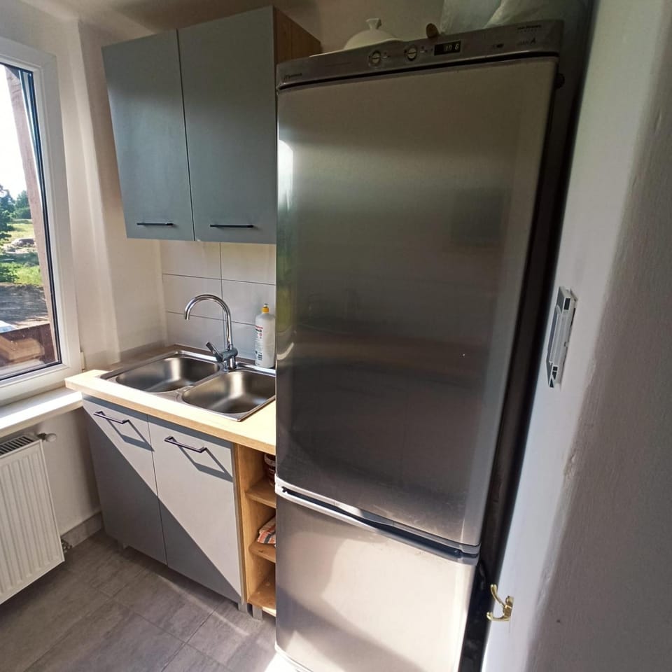 Kitchen or kitchenette, Communal kitchen