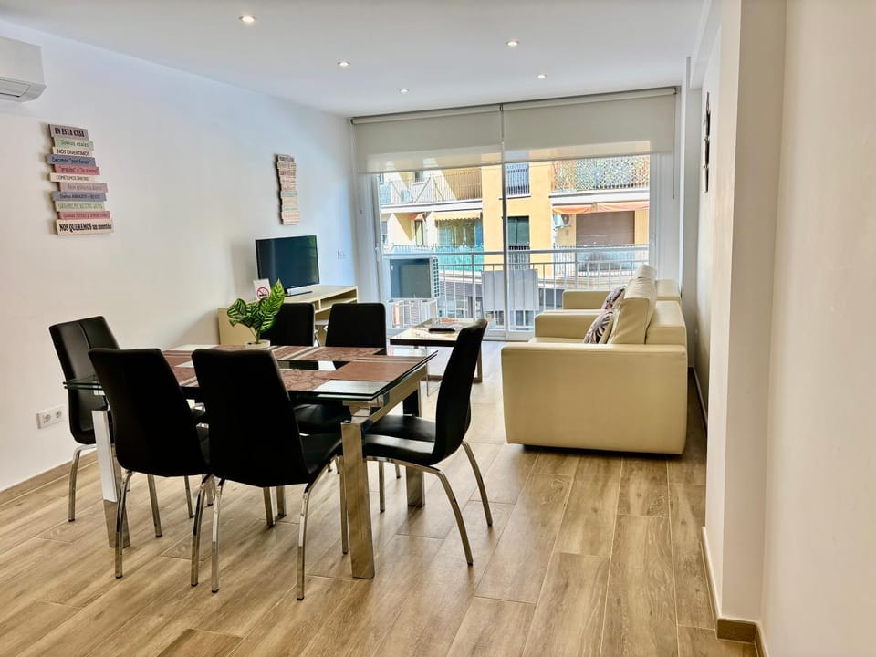 TV and multimedia, Dining area