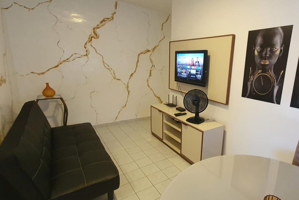 Communal lounge/ TV room, TV and multimedia, Living room