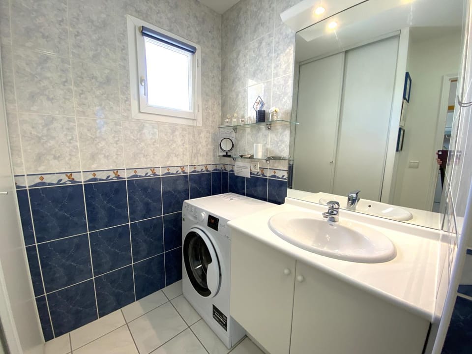 VILLA MARINA 2 pieces avec parking et wifi centre Apartment in La Teste-de-Buch