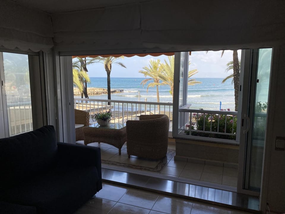 Balcony/Terrace, Living room, Sea view