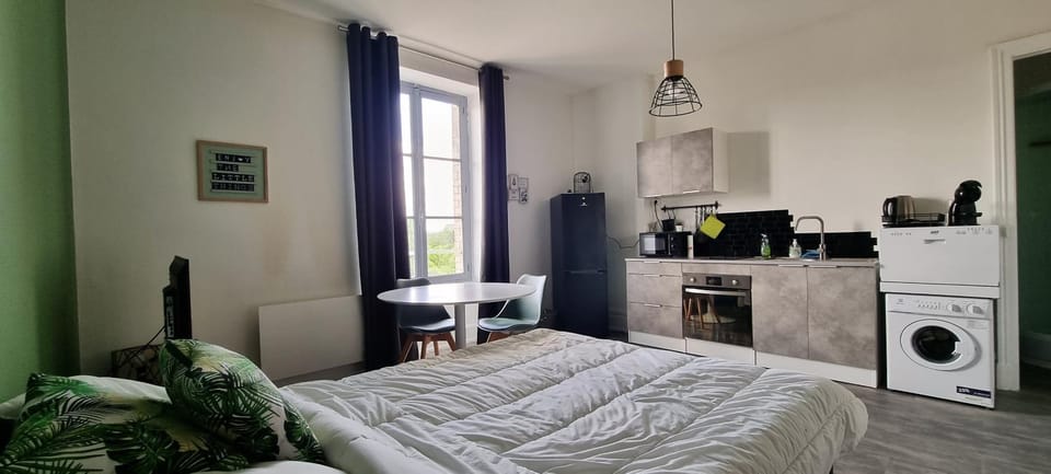 Vittel Studio neuf pour cure ou longue durée Apartment in Vosges