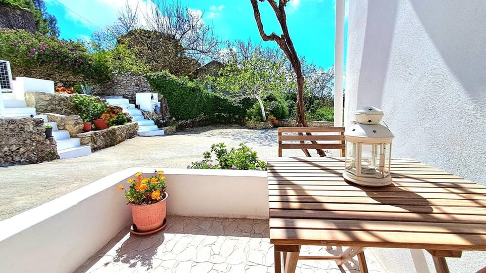 Patio, View (from property/room), Garden view