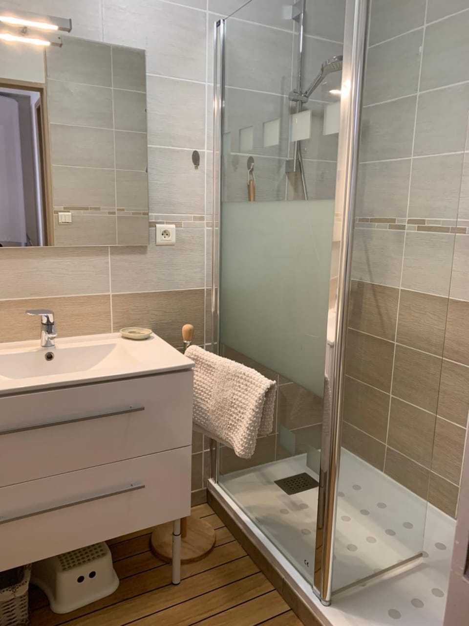 Shower, Bathroom