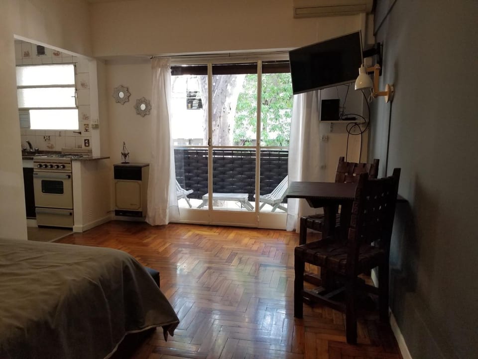 Photo of the whole room, Dining area
