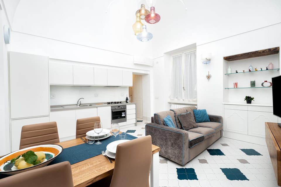 Kitchen or kitchenette, Living room, Dining area