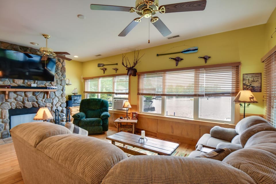 Scenic Little Ossipee Lake Retreat w/ Grill! House in Waterboro