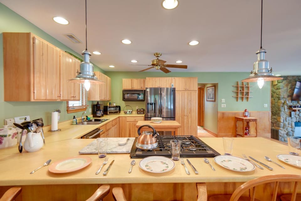 Scenic Little Ossipee Lake Retreat w/ Grill! House in Waterboro
