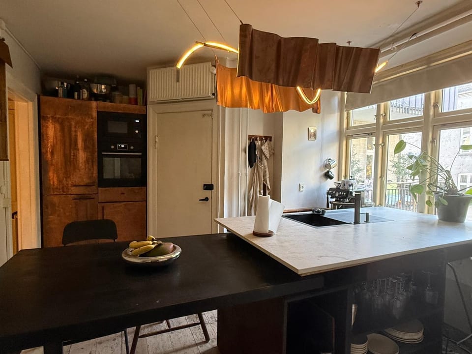 Kitchen or kitchenette, Dining area, oven, stove