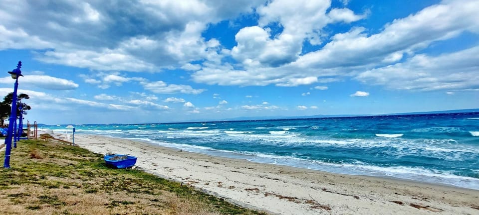 Nearby landmark, Beach