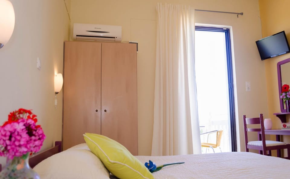 Oasis - Harbor House Hotel in Zakynthos, Greece