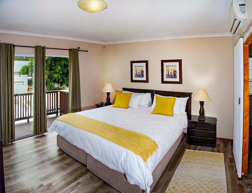 Phumanathi Guesthouse Bed and Breakfast in Port Elizabeth