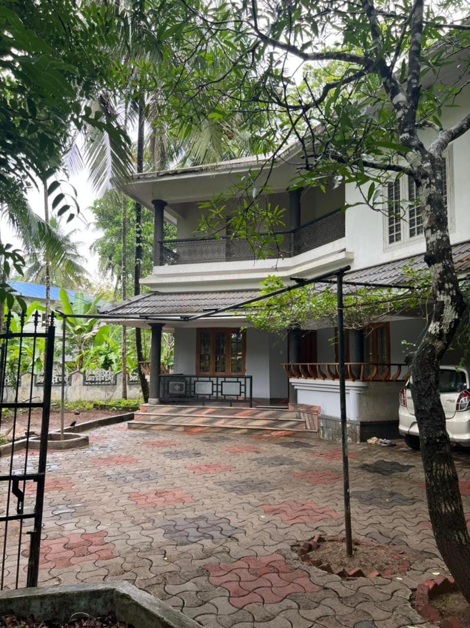 H Villa Bed and Breakfast in Kerala