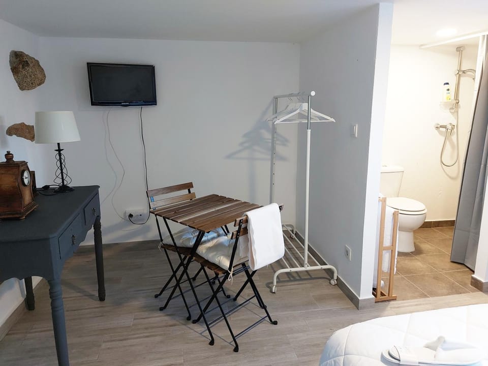 TV and multimedia, Dining area