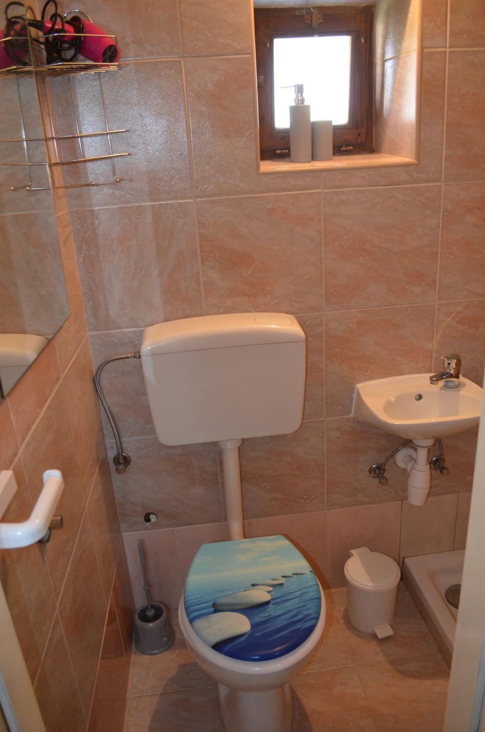 Toilet, Bathroom