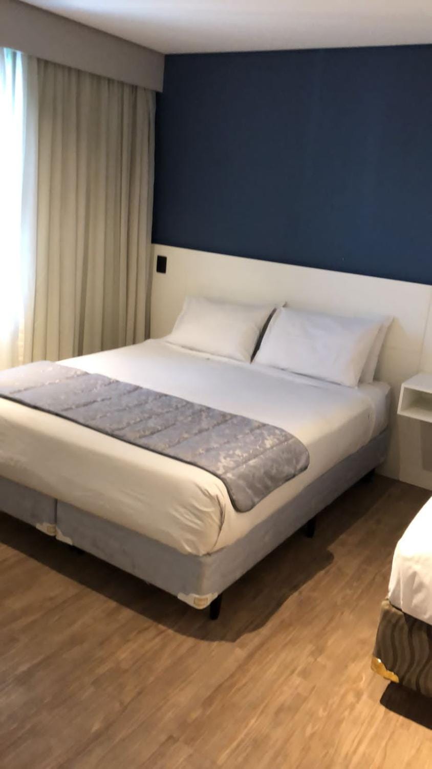 *2112Apartamento top com garagem na vila olimpia Apartment in Sao Paulo City
