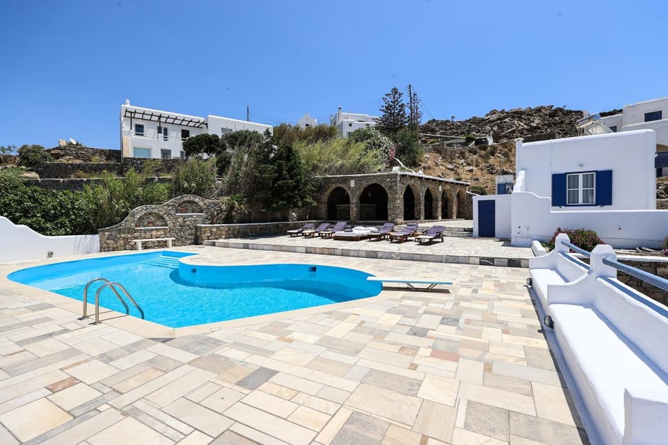 Property building, Pool view, Swimming pool, sunbed