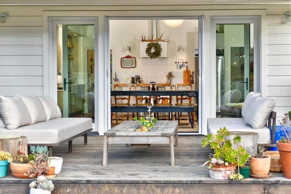 Homestead With Pool And Hot Tub - Wine Tastings Included House in Healdsburg