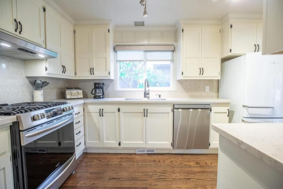 Vista Retreat With Hot Tub And Tastings Included House in Guerneville