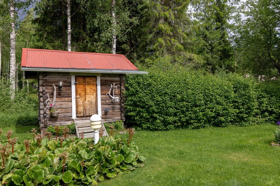 Property building, Garden