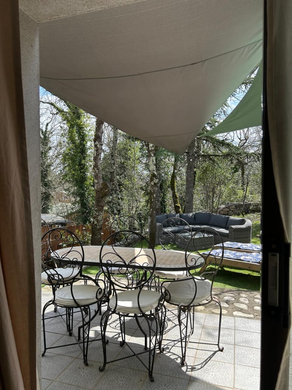 Patio, Dining area