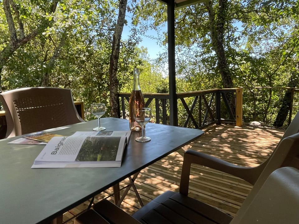 Patio, Balcony/Terrace
