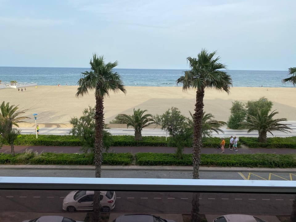 T2 Face à la mer Apartment in Canet-en-Roussillon