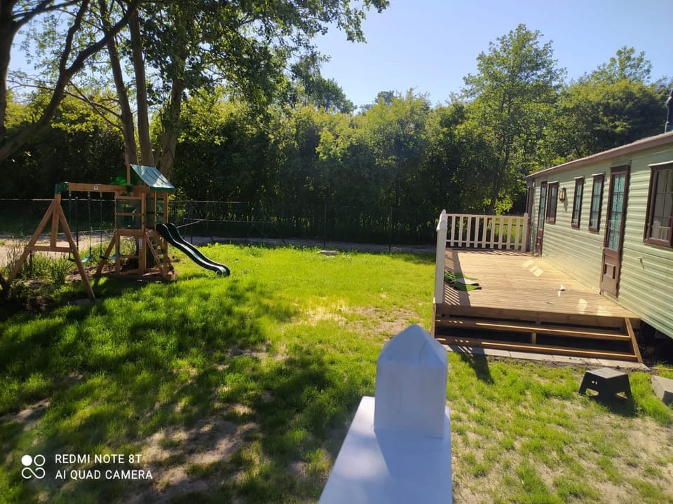 Karwia-Karwieńskie Błota domek przy plaży Chalet in Pomeranian Voivodeship