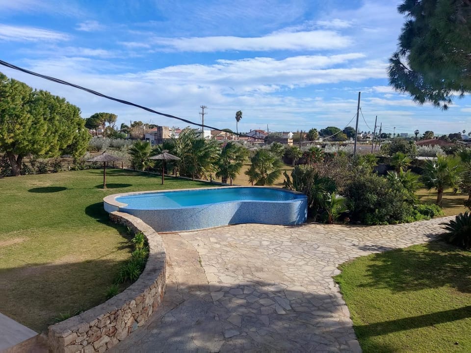 Garden view, Pool view