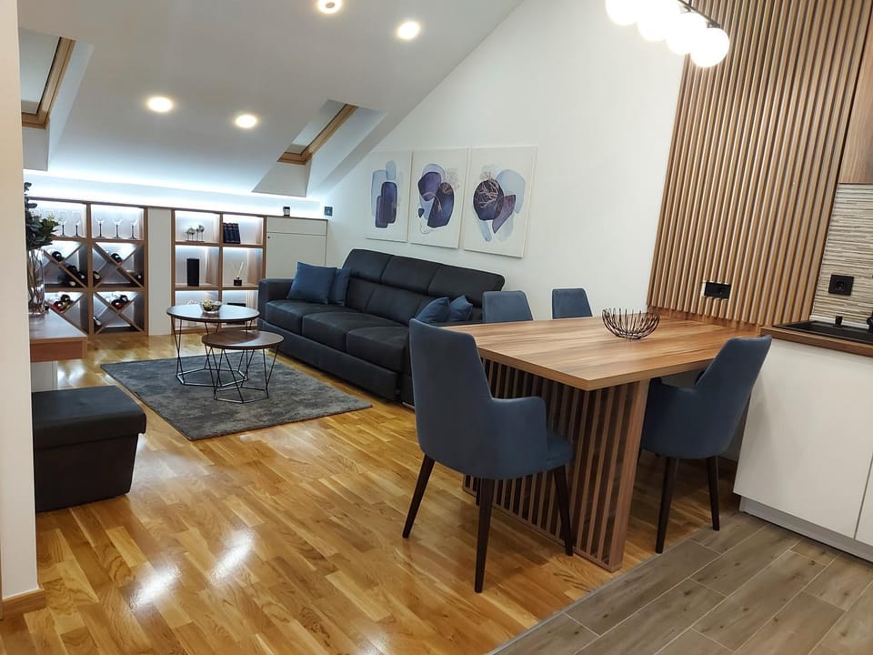 Tri S LUX Apartment in Serbia