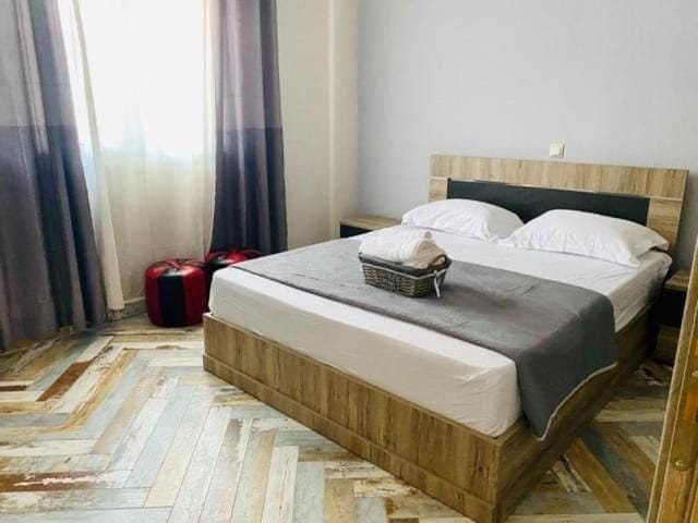 Neriides, Seaside renovated apartment with terrace near airport House in Decentralized Administration of Attica