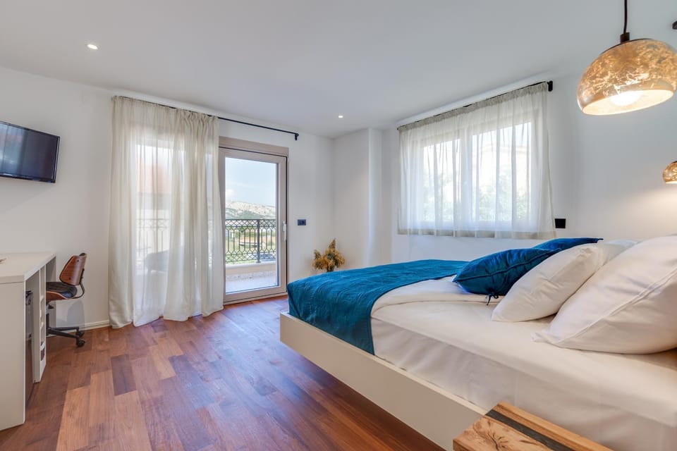 Vila Iris Baška 2 Bed and Breakfast in Lika-Senj County
