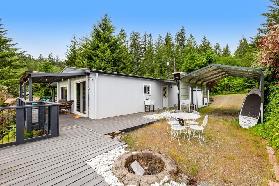 Hoodsport Hideaway House in Hood Canal