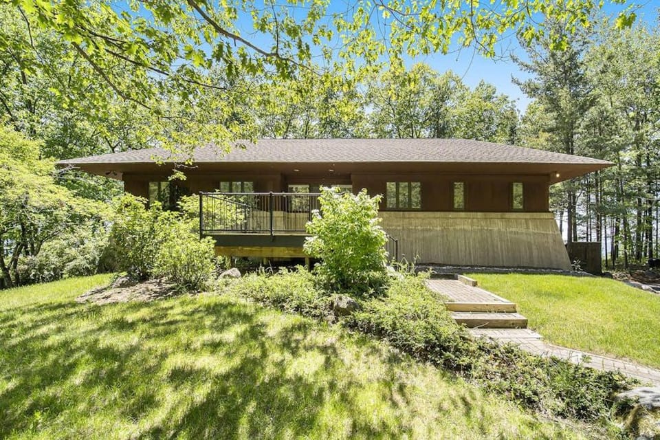 Tally-Sun on the Bluff House in Michigan