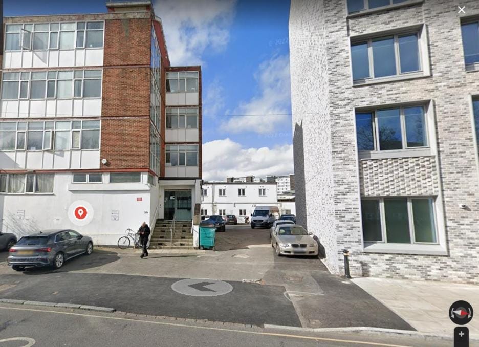 Property building, Facade/entrance