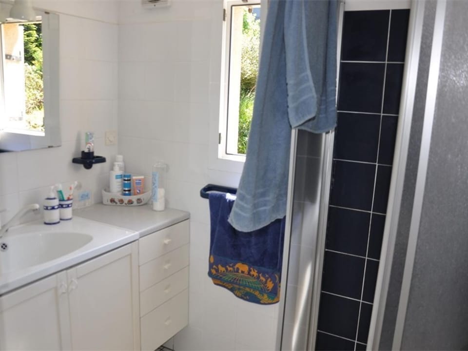 Maison plain-pied avec jardin, à 350m de la plage, WIFI, à Pleumeur-Bodou - FR-1-368-358 House in Brittany