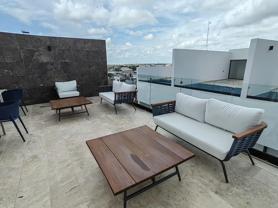 Day, Balcony/Terrace