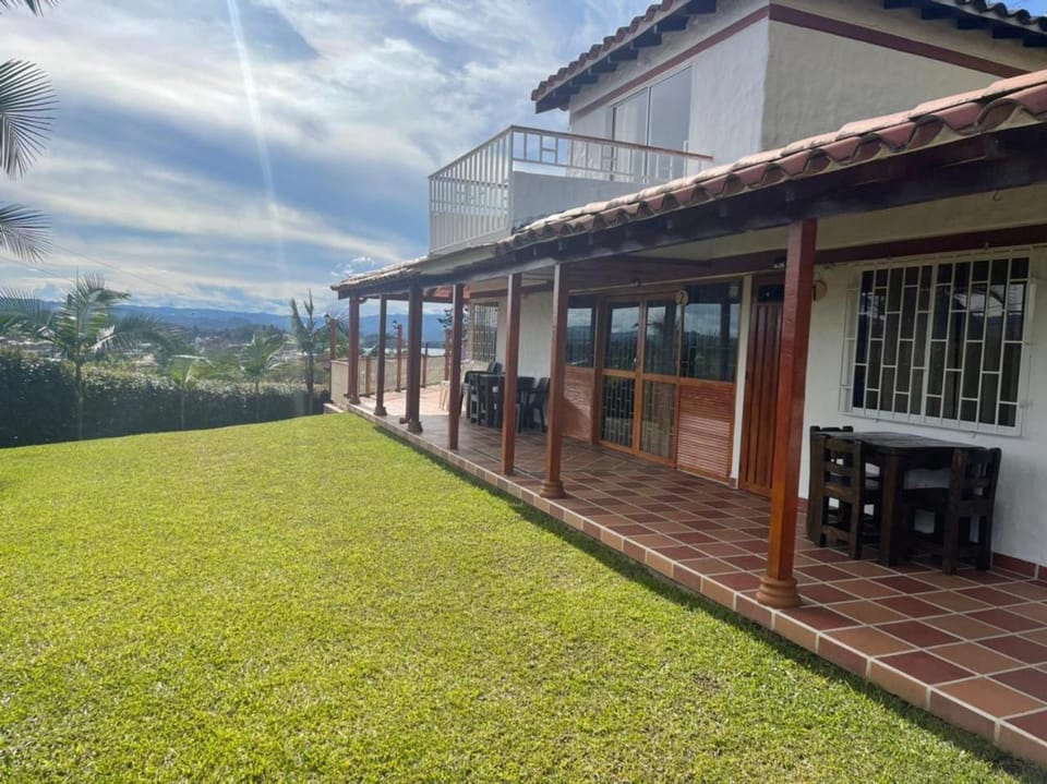 Property building, Patio, Garden
