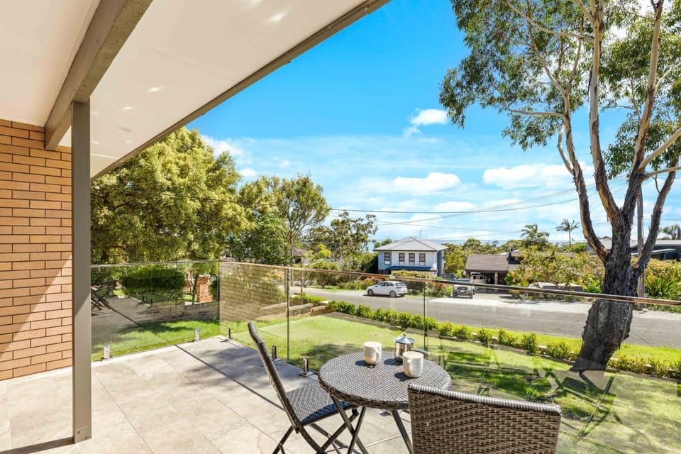 Sunrise by Experience Jervis Bay House in Vincentia