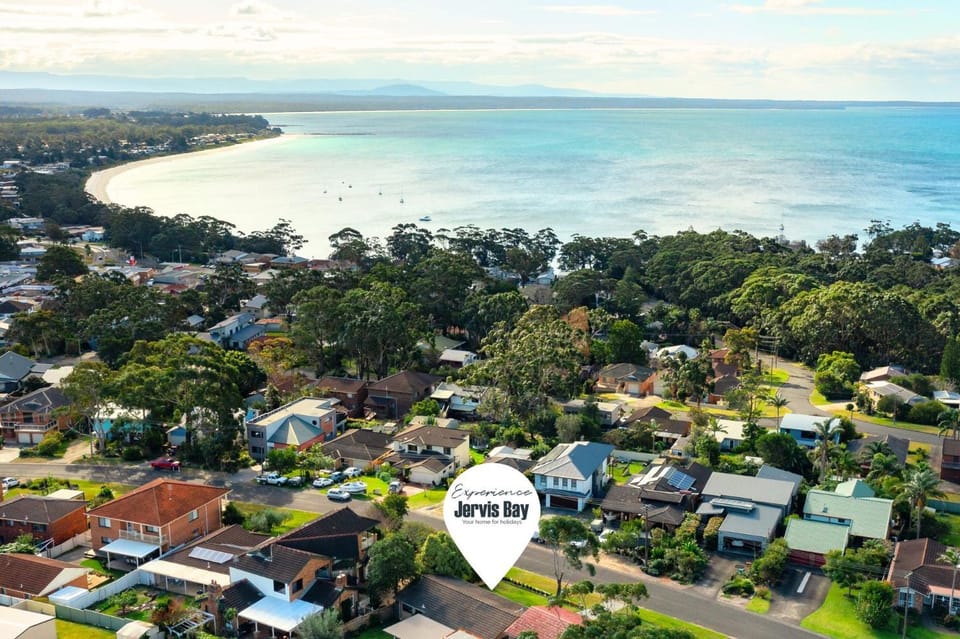 Sunrise by Experience Jervis Bay House in Vincentia