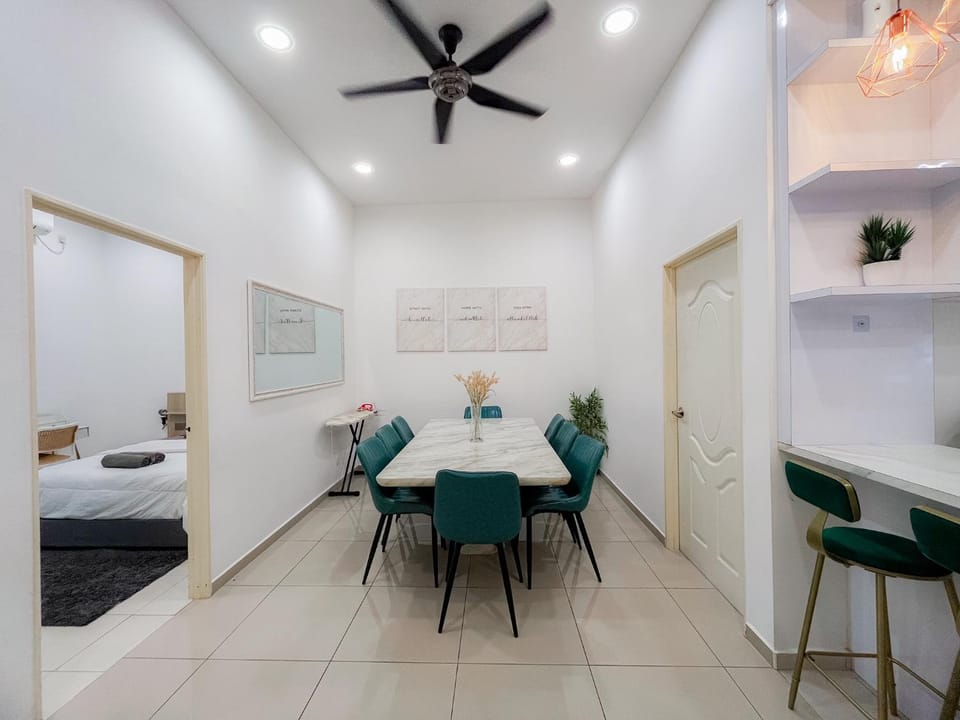 KotaSas Summer East Persint 5 by AHM Home House in Pahang, Malaysia