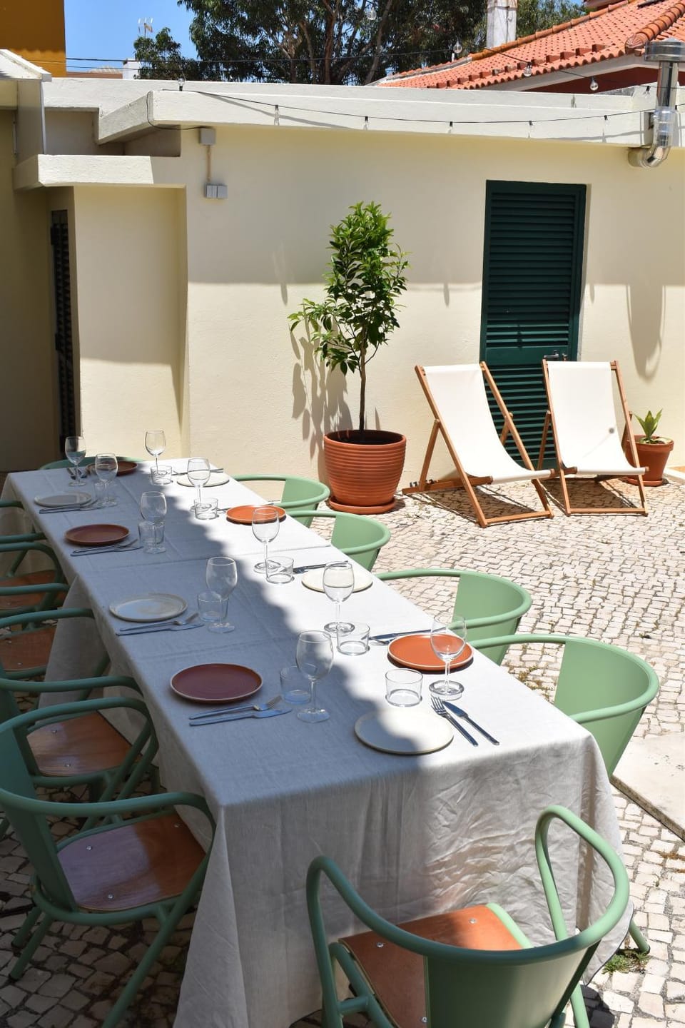 Patio, Dining area