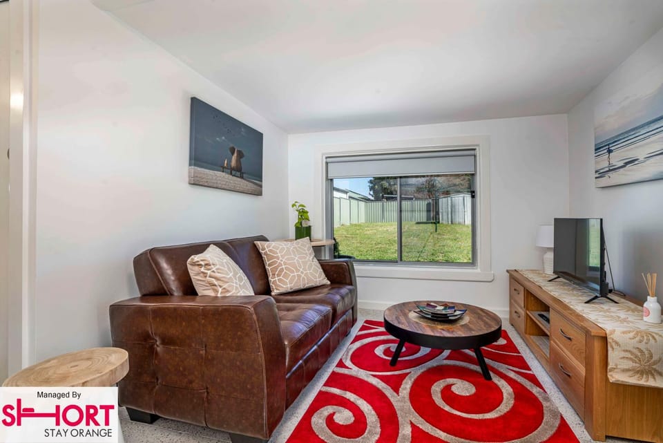 Communal lounge/ TV room, TV and multimedia, Living room, Evening entertainment