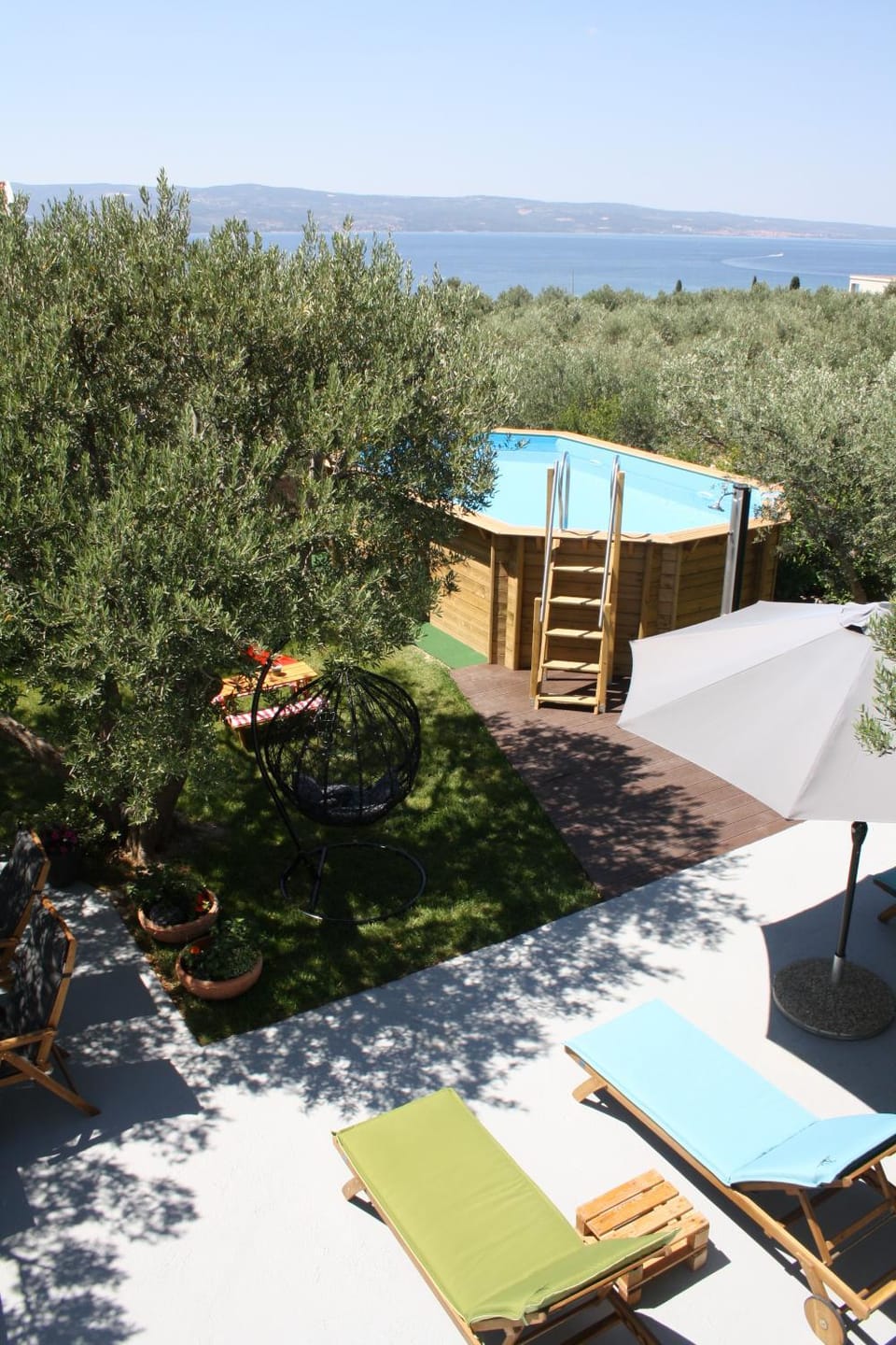 Bird's eye view, Garden view, Pool view, Swimming pool, sunbed