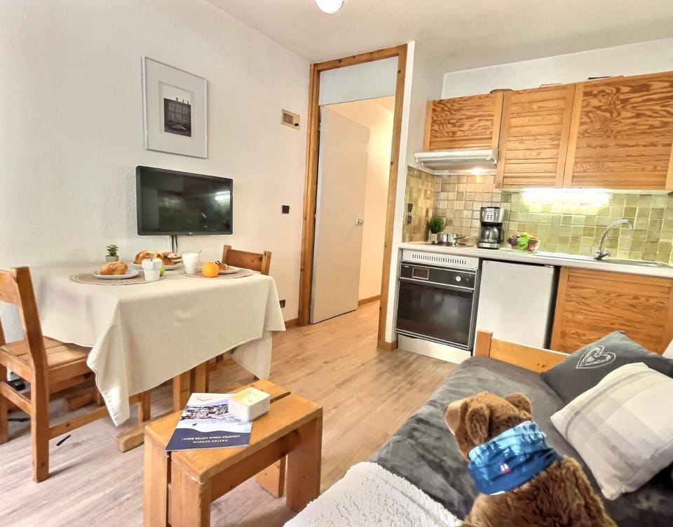 Résidence Hameaux De Val - Studio pour 2 personnes situé à Val d'Isère à 600m du centre du village et des pistes MAE-1854 Apartment in Val dIsere